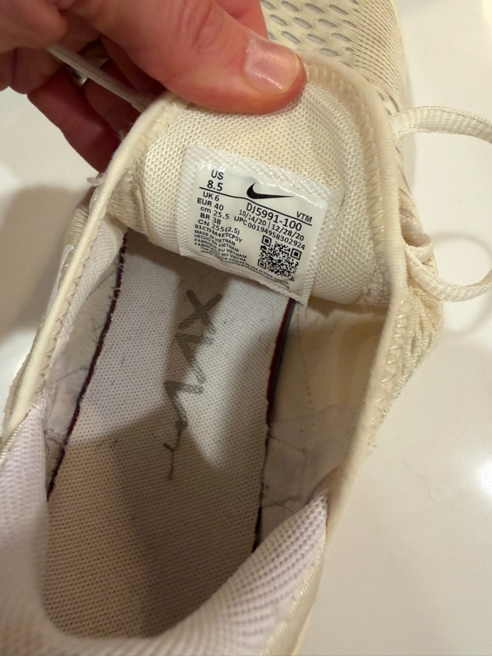 Nike Air Max 270 Women's Sneakers - Summit White & Pale Yellow - Picture 7 of 8